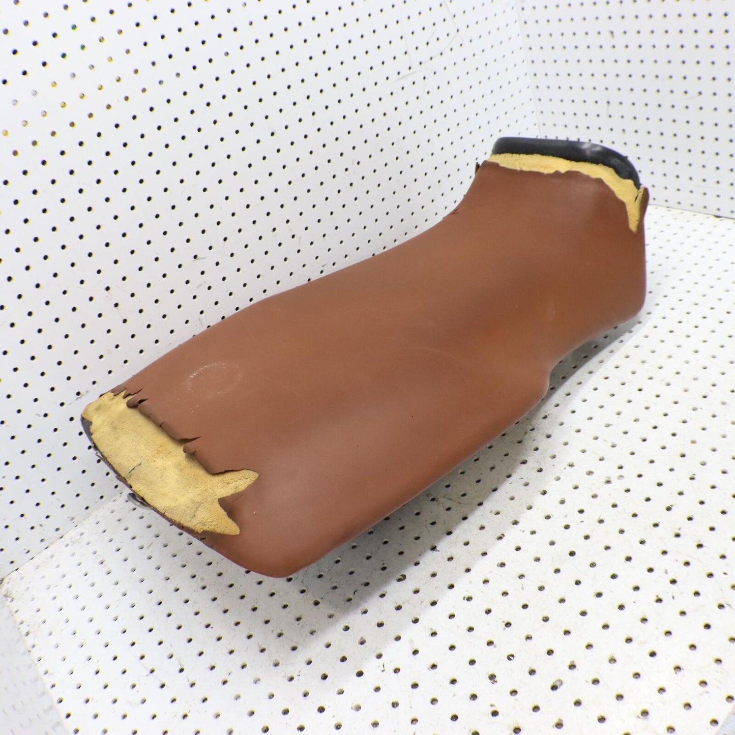 1998 POLARIS XPLORER 400L SEAT SADDLE 2682360-218 2683222-070 2681747-218