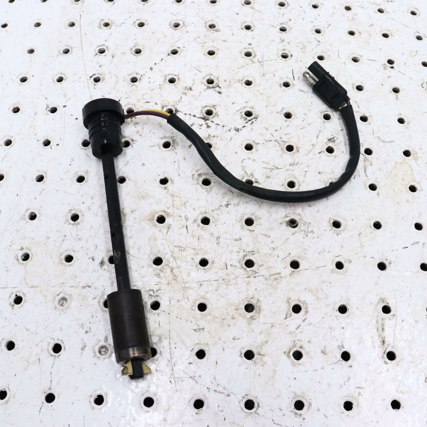2007 POLARIS IQ 600 ENGINE OIL GAUGE SENSOR 4110134