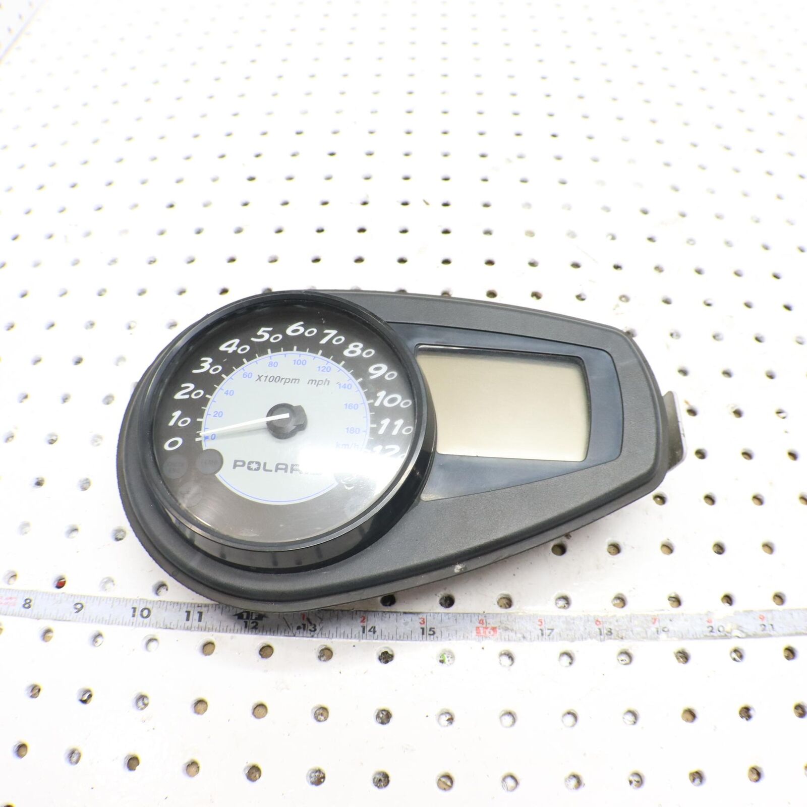 2006 POLARIS FUSION 700 SPEEDOMETER GAUGE SPEEDO DISPLAY 2410375