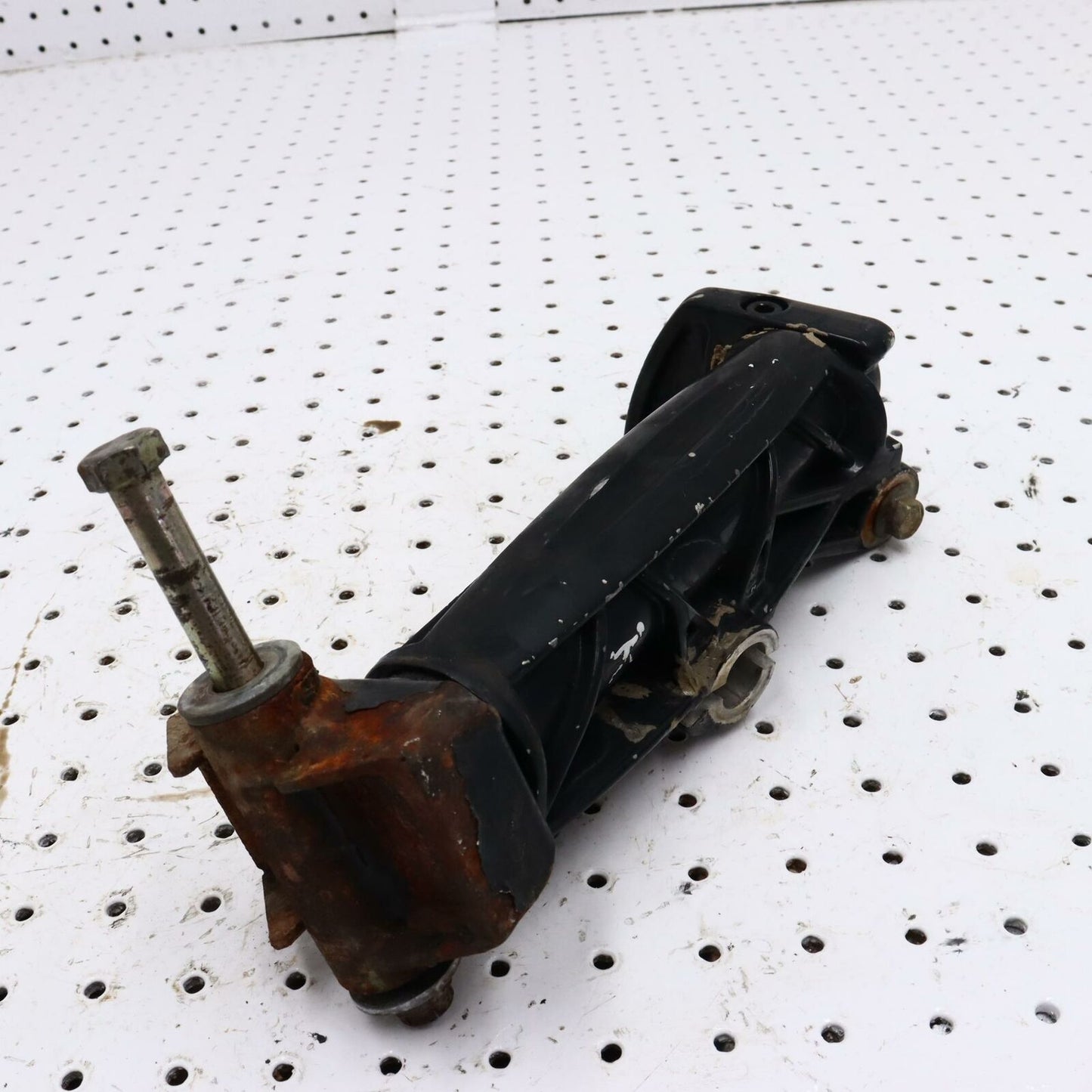 2008 ARCTIC CAT F8 RIGHT FRONT STEERING ARM SPINDLE KNUCKLE 2703-252