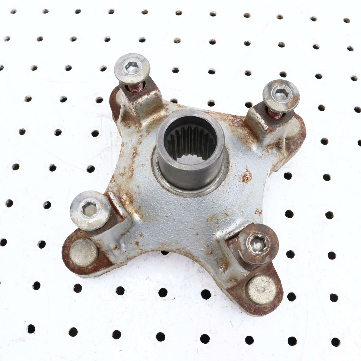 2008 KAWASAKI BRUTE FORCE 650 FRONT WHEEL HUB LEFT 49030-1135; 49030-0046