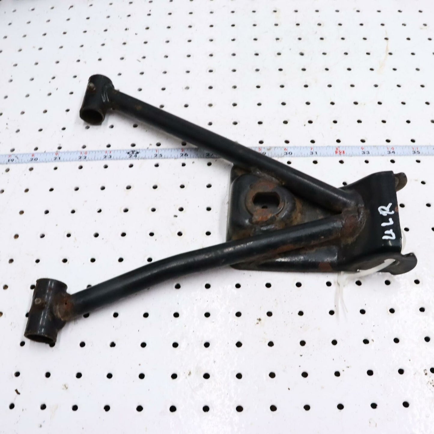 2002 POLARIS SPORTSMAN 500 REAR BACK UPPER LEFT CONTROL A ARM 1040730-067