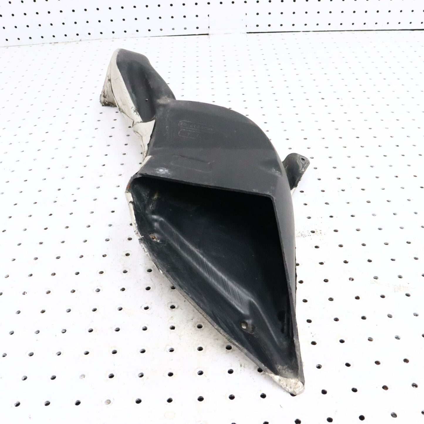 2006 POLARIS FUSION 700 AIR INTAKE BRAKE COOLER DUCT VENT 2633222
