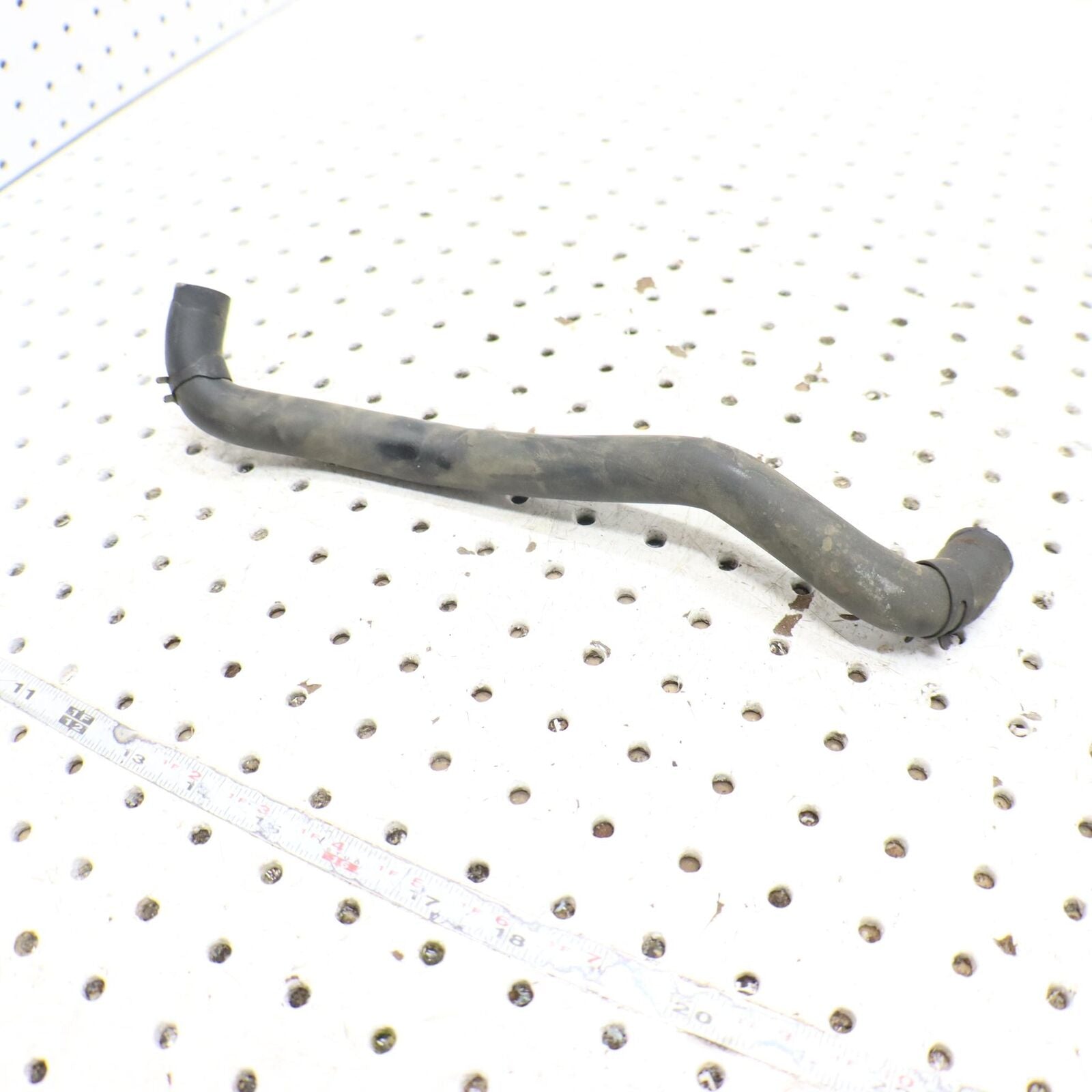2009 POLARIS SPORTSMAN XP 850 CRANKCASE TO AIRBOX BREATHER HOSE 5413425; 5413889