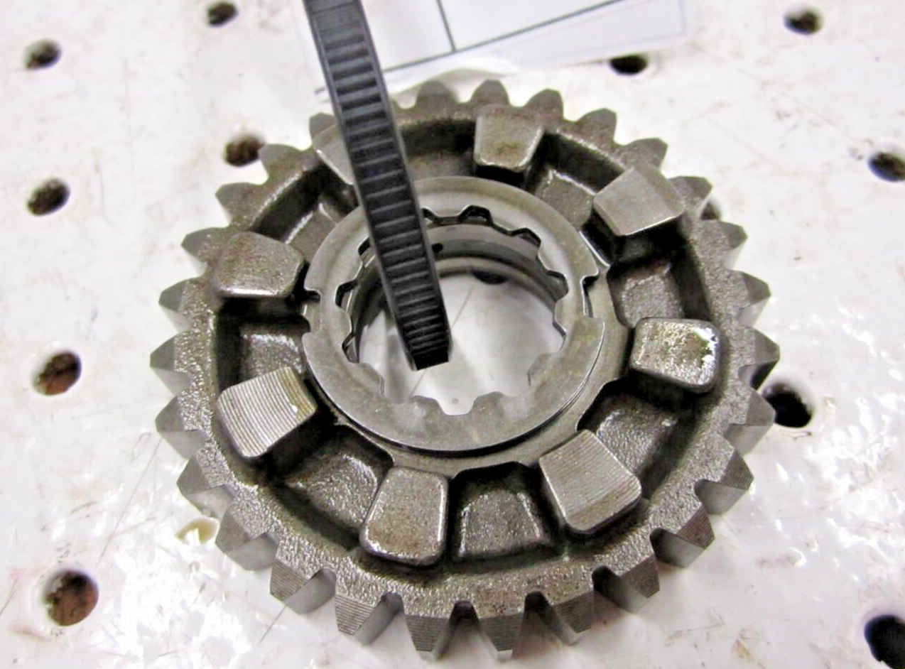 2000 HONDA RANCHER 350 4X4 FE GEAR COUNTERSHAFT THIRD 23451-HN5-670