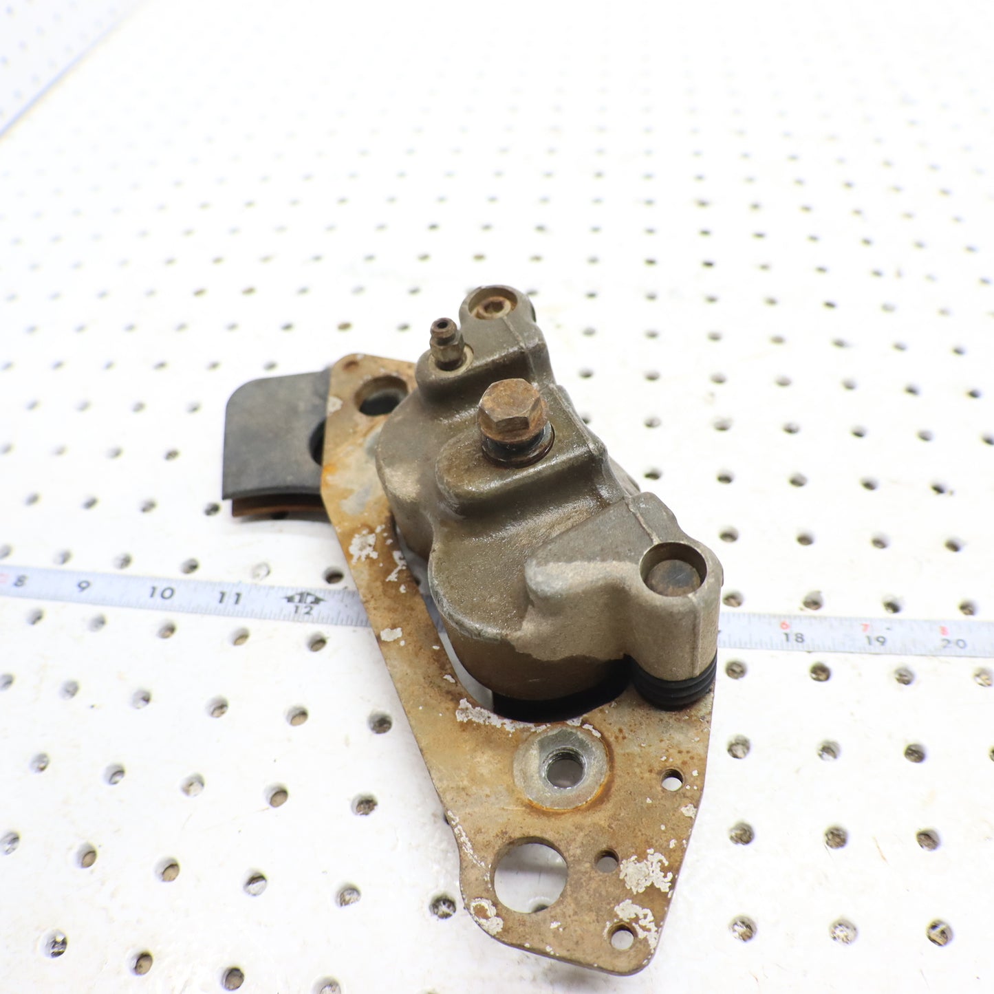2013 Polaris Ranger Xp 900 Brake Caliper Front LEFT 1911283