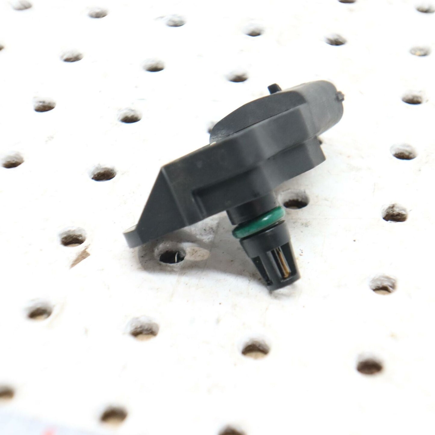 2006 POLARIS SWITCHBACK MAP MASS AIR FLOW PRESSURE SENSOR 0451352 2410605