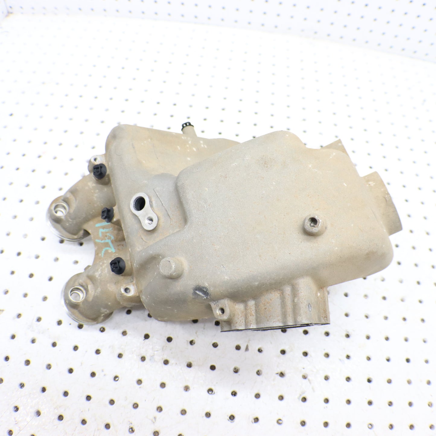 2013 Polaris Ranger Xp 900 Intake Manifold Plenum 5137710