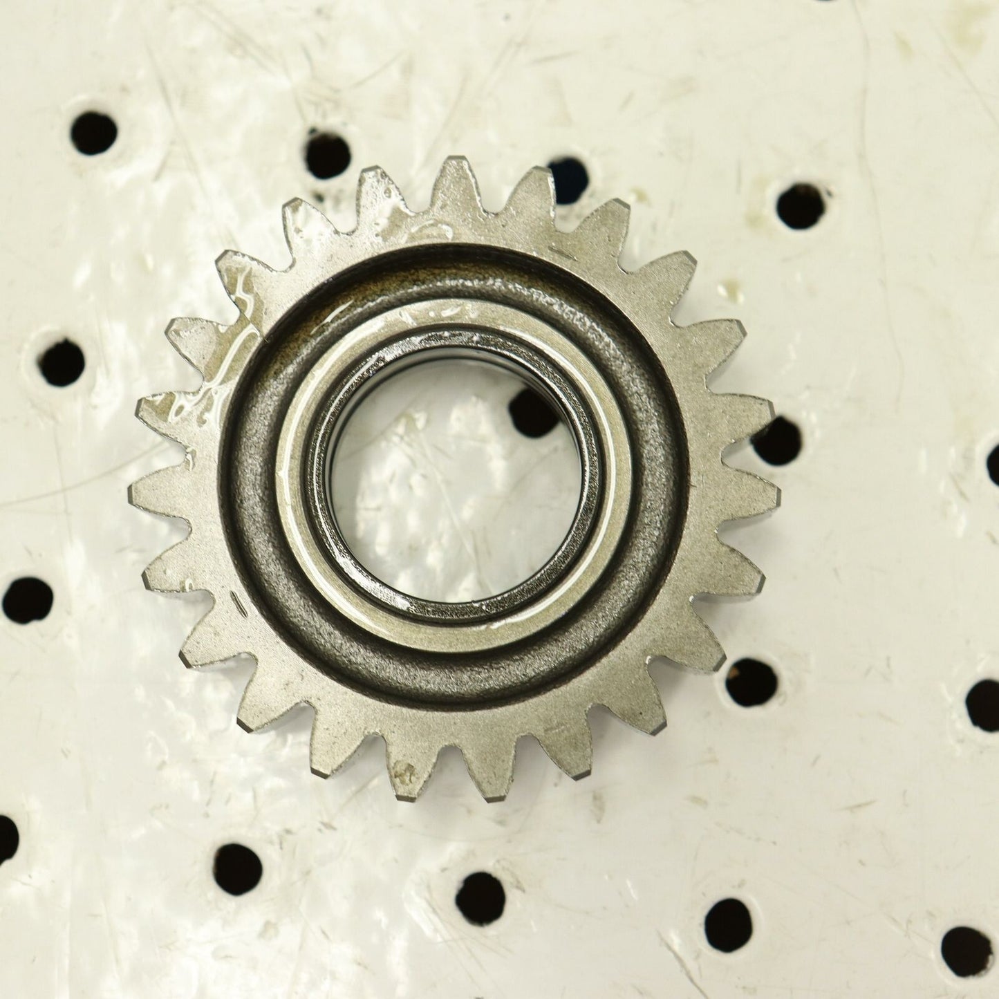 2003 SUZUKI SAVAGE 650 TRANSMISSION GEAR 4TH DRIVE 24241-24B13 24241-24B12