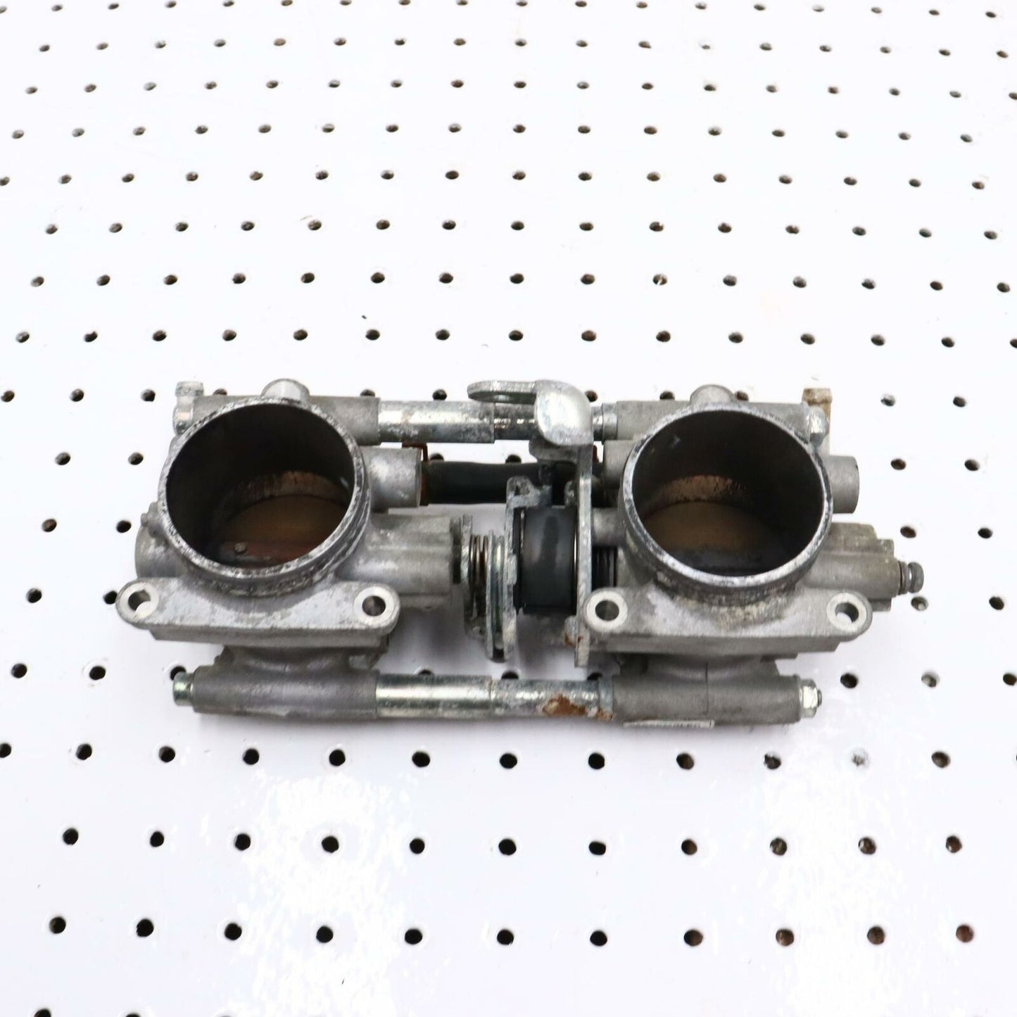 2007 POLARIS IQ 600 MAIN FUEL INJECTORS THROTTLE BODIES BODY 1203213