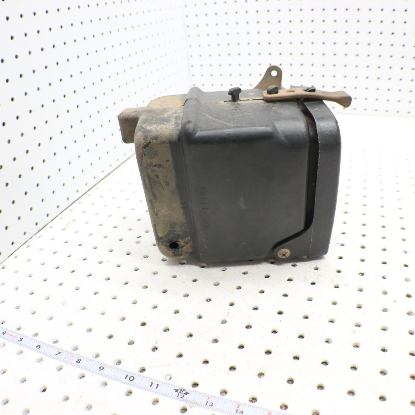 2016 SUZUKI KING QUAD 500 STORAGE BOX REAR 93100-31GA0; 93100-31GA2