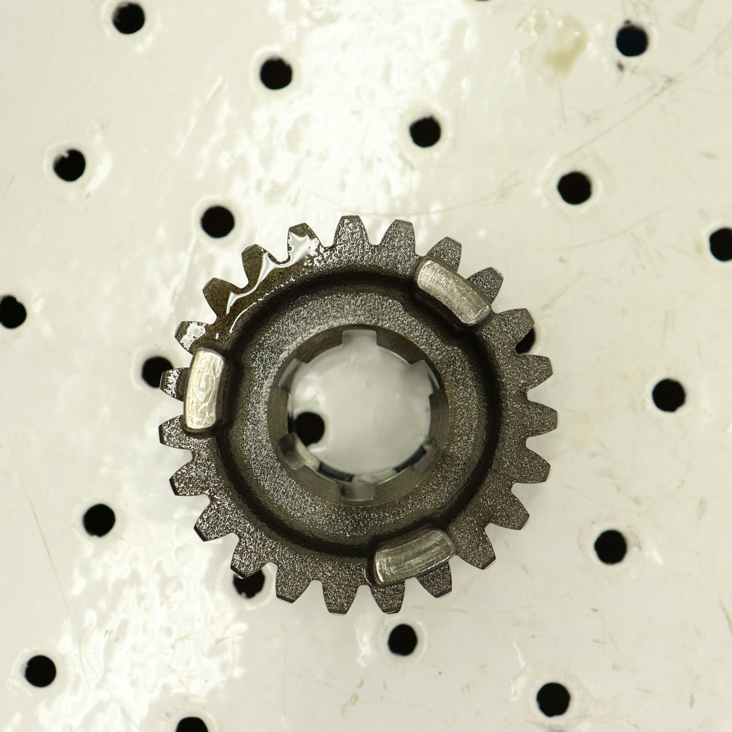 2003 SUZUKI SAVAGE 650 TRANSMISSION TRANNY GEAR 5TH DRIVEN 24351-24B13
