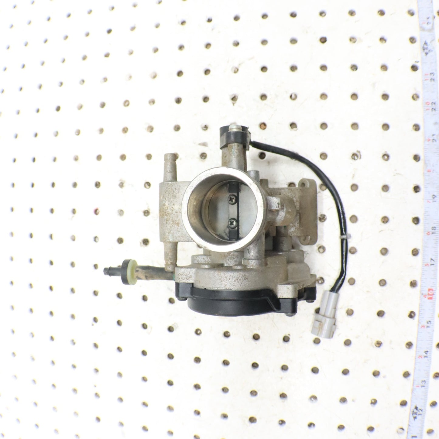 2009 Polaris Rzr 800 Throttle Body 1202836; 2203924 ; 2410342; 1204715