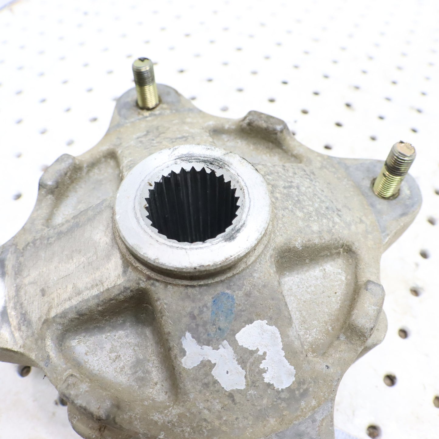 2008 Polaris Sportsman 800 Wheel Hub 5135113; 5143629 REAR