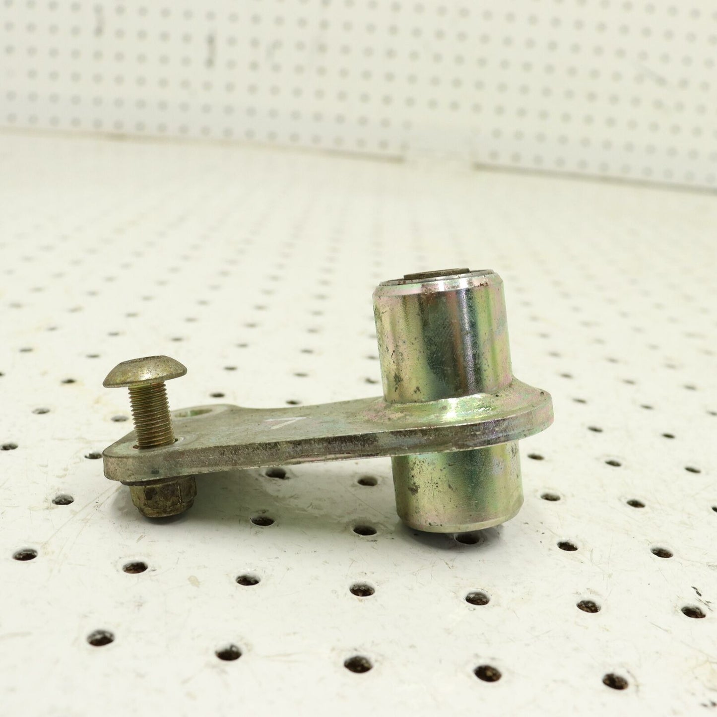 2007 POLARIS RMK 600 PITMAN ARM IDLER ARM 1821419
