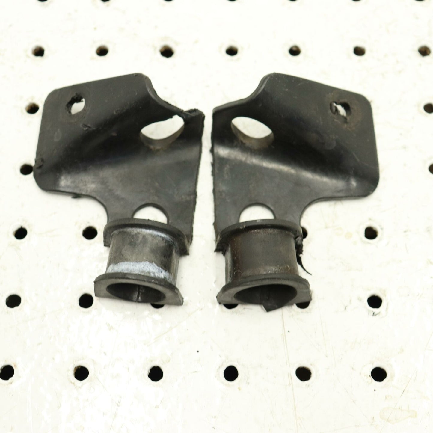 2007 POLARIS RMK 600 SWAY BAR BUSHINGS 5435739 5435740