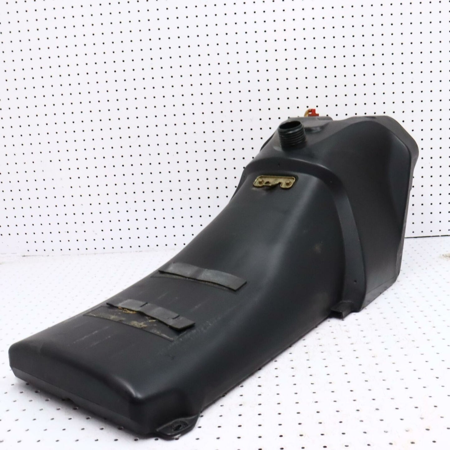 2006 POLARIS CLASSIC 700 GAS TANK FUEL RESERVOIR 2203220