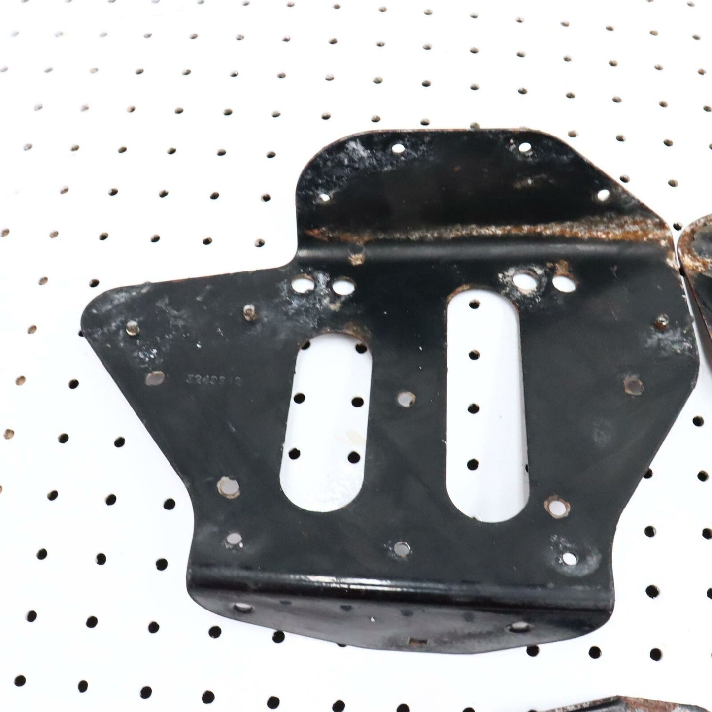 2007 POLARIS IQ 600 REAR SUSPENSION MOUNTING BRACKETS FRONT REAR 5249613 5249612