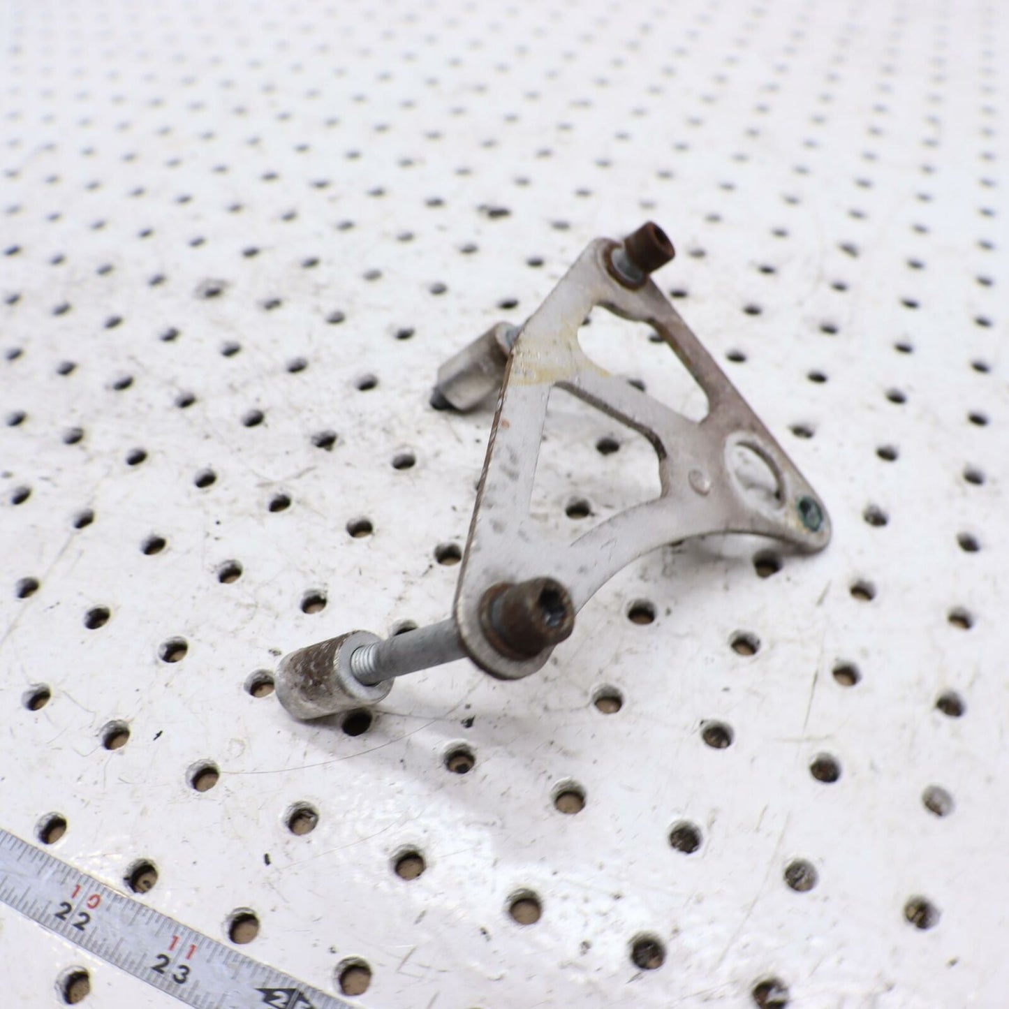 2013 ARCTIC CAT F5 Plate, Mounting - Speedometer Sensor 6606-167