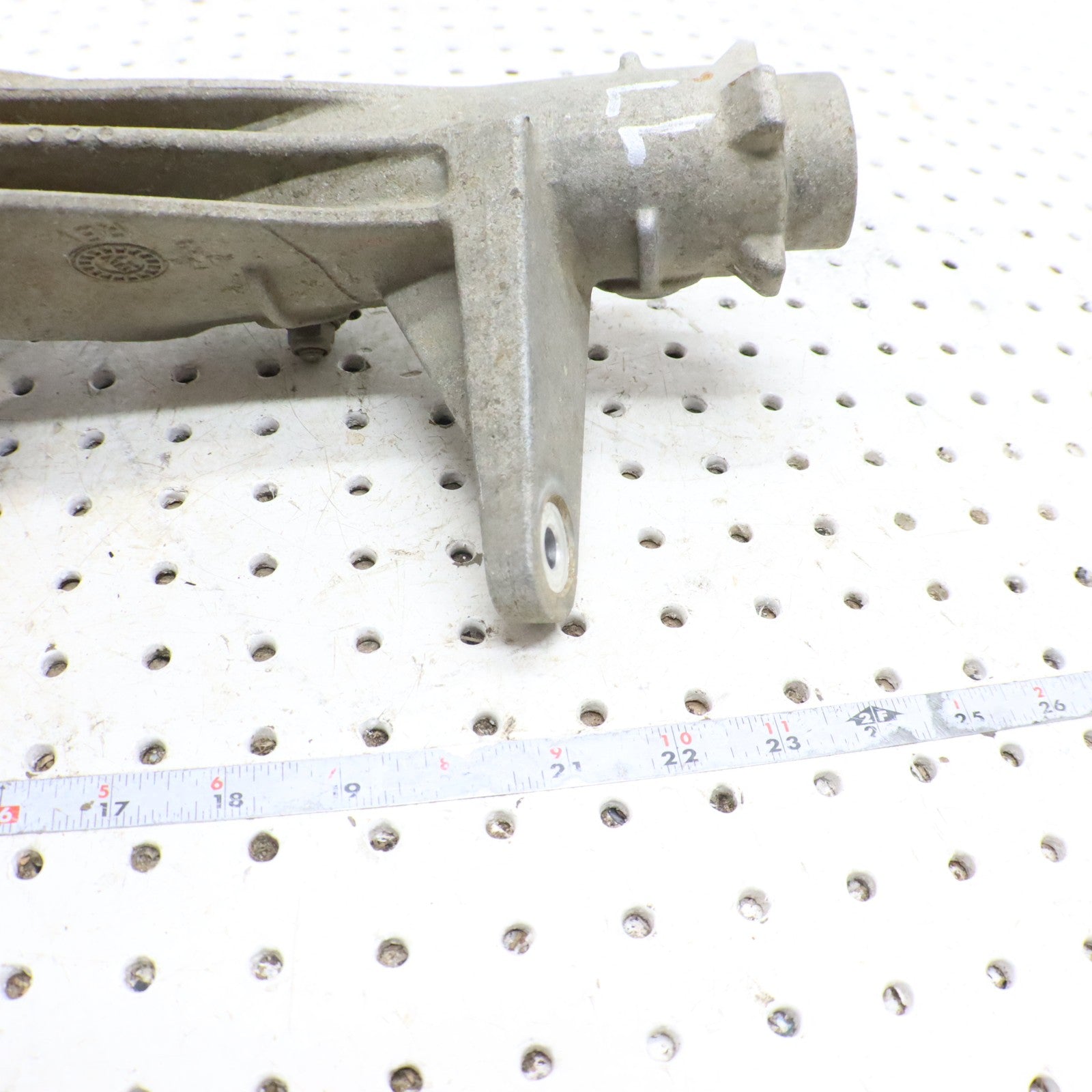 2008 Polaris Sportsman 800 Front Hub Strut 1822825 LEFT