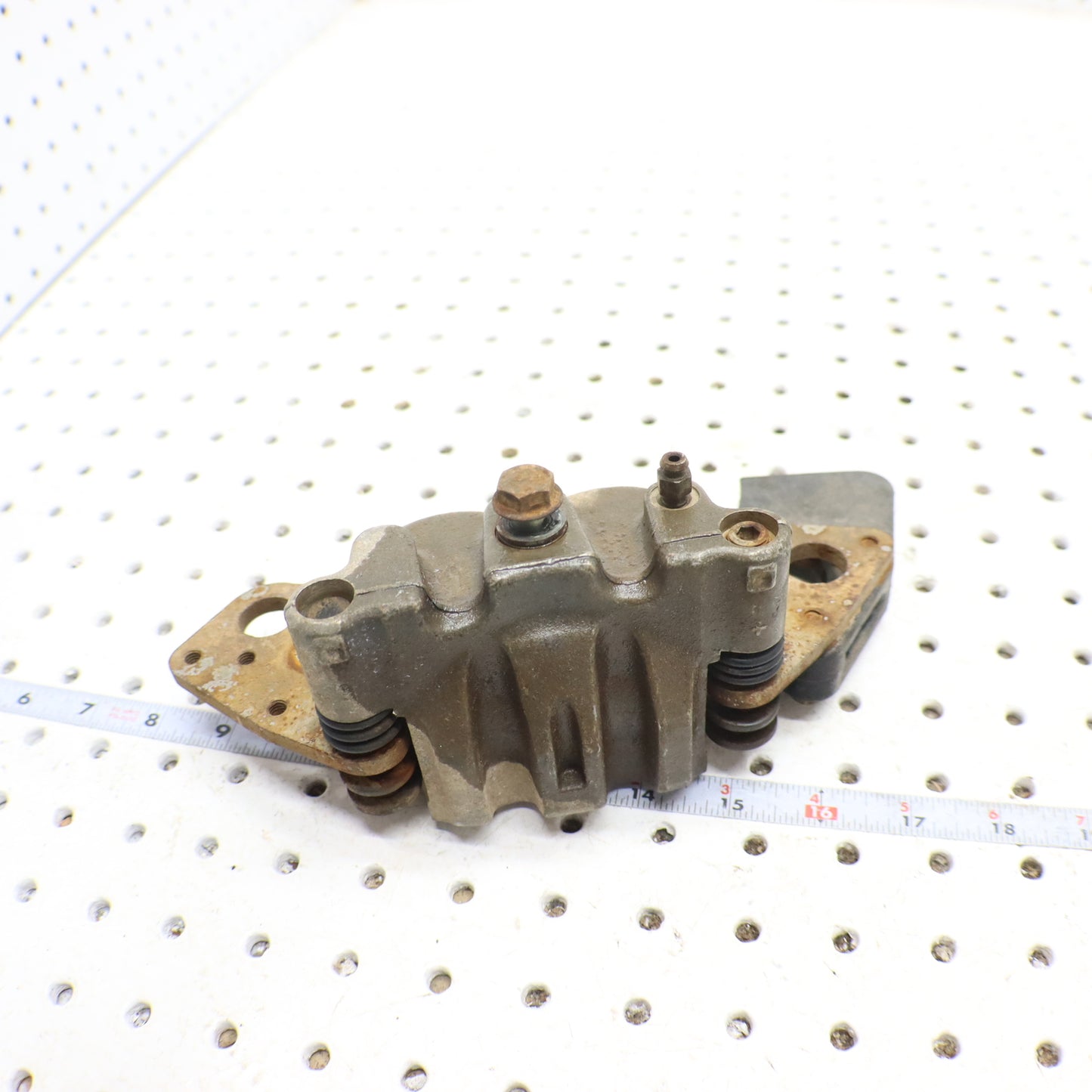 2013 Polaris Ranger Xp 900 Brake Caliper Front LEFT 1911283
