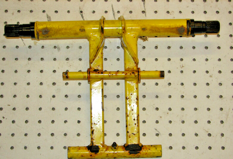 2002 POLARIS EDGE X 700 REAR TORQUE ARM 1541561