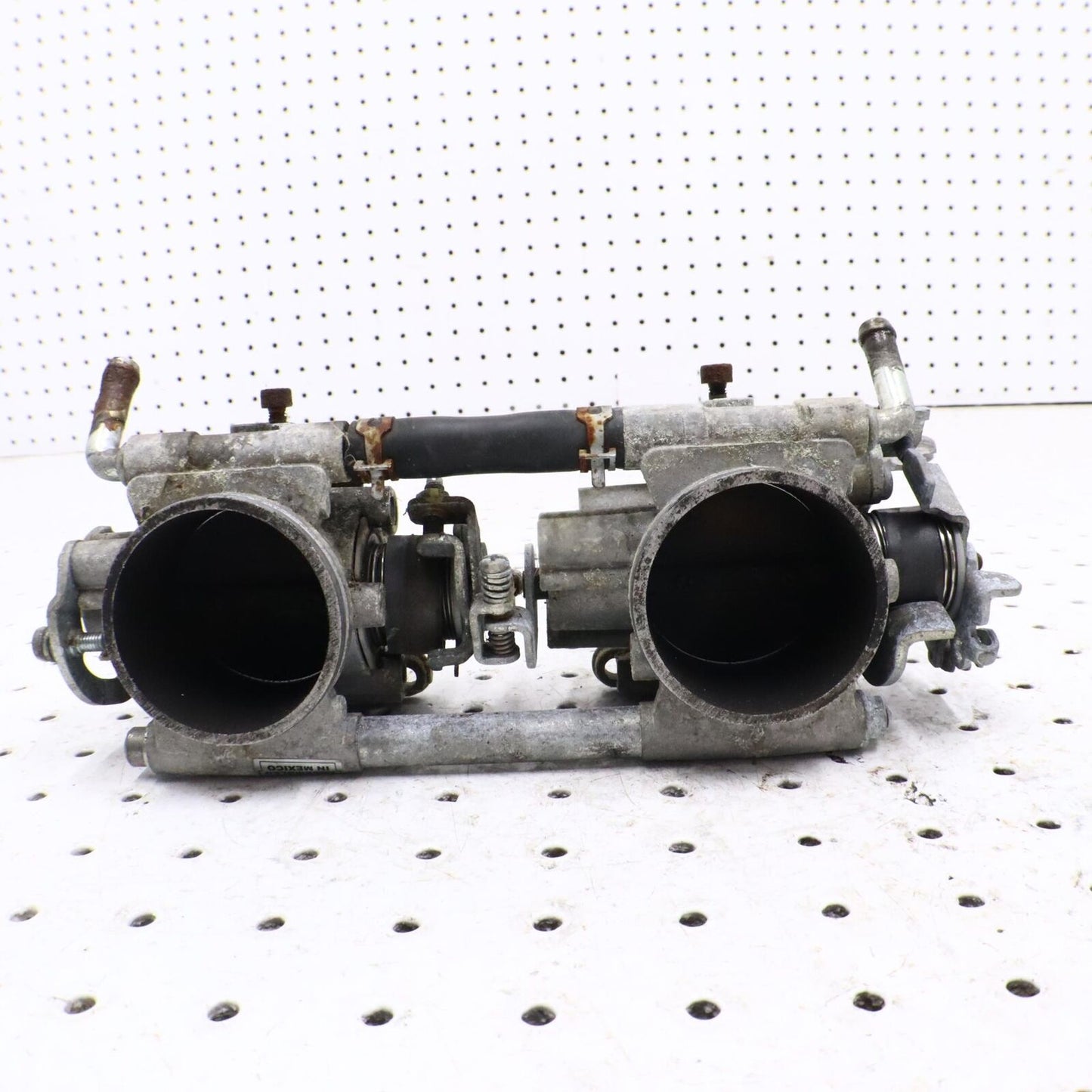 2013 POLARIS PRO RMK 800 MAIN FUEL INJECTORS THROTTLE BODIES BODY 1204570