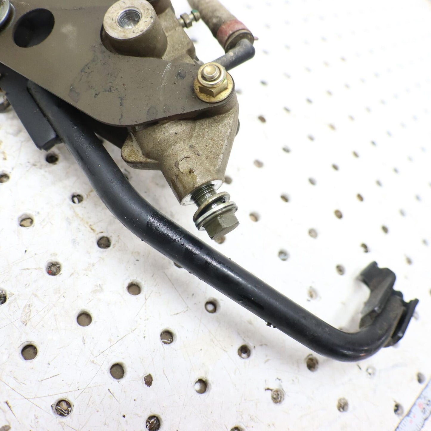 2009 POLARIS SPORTSMAN XP 850 FOOT BRAKE PEDAL & MASTER CYLINDER 1911347 1913903