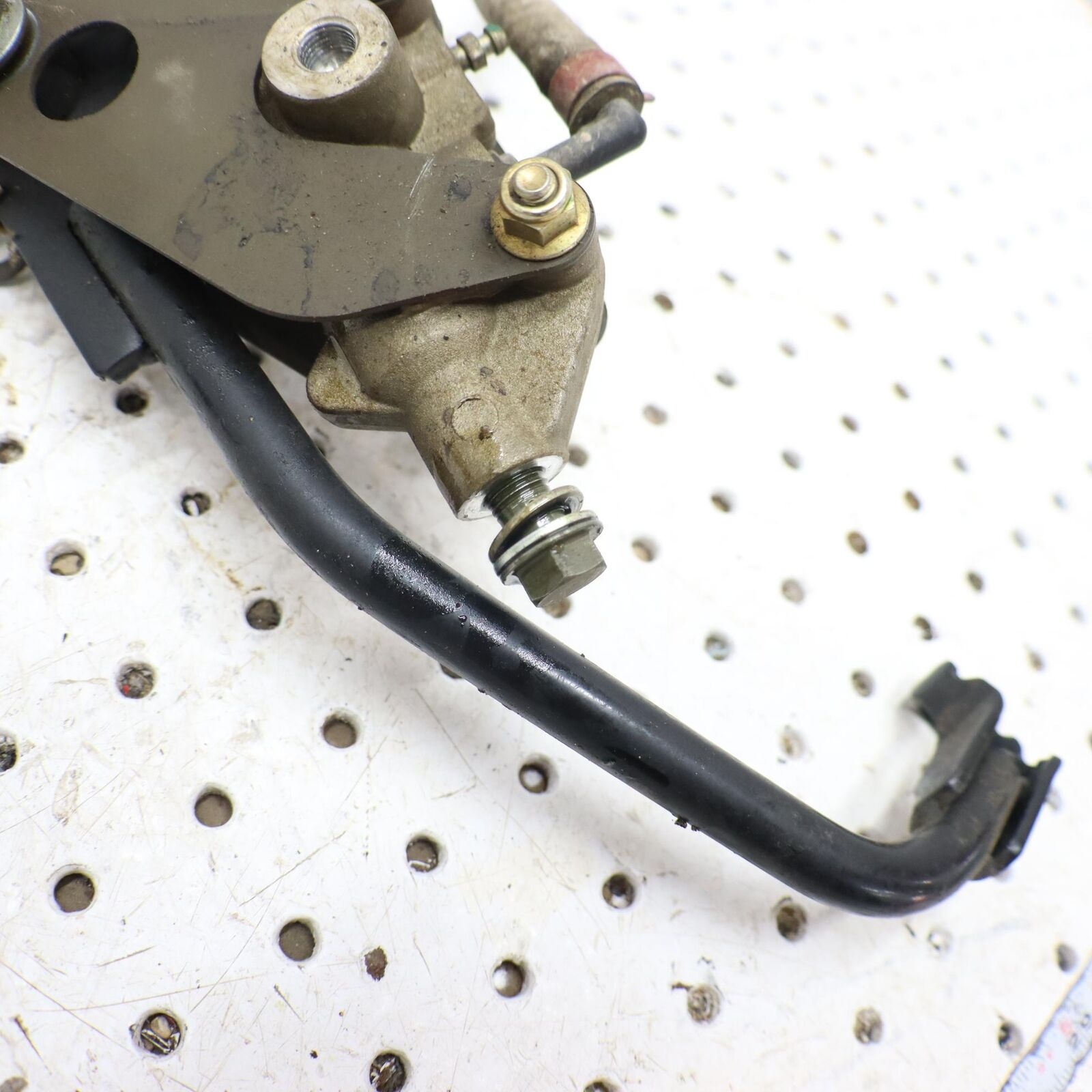 2009 POLARIS SPORTSMAN XP 850 FOOT BRAKE PEDAL & MASTER CYLINDER 1911347 1913903