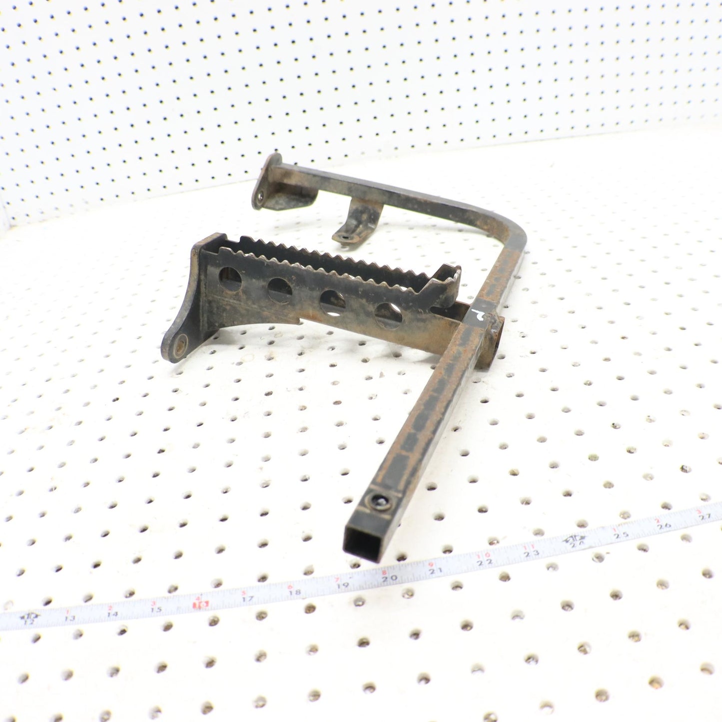 2016 SUZUKI KING QUAD 500 LEFT STEP STAND FOOTREST 43520-11HA0; 43520-11HB0