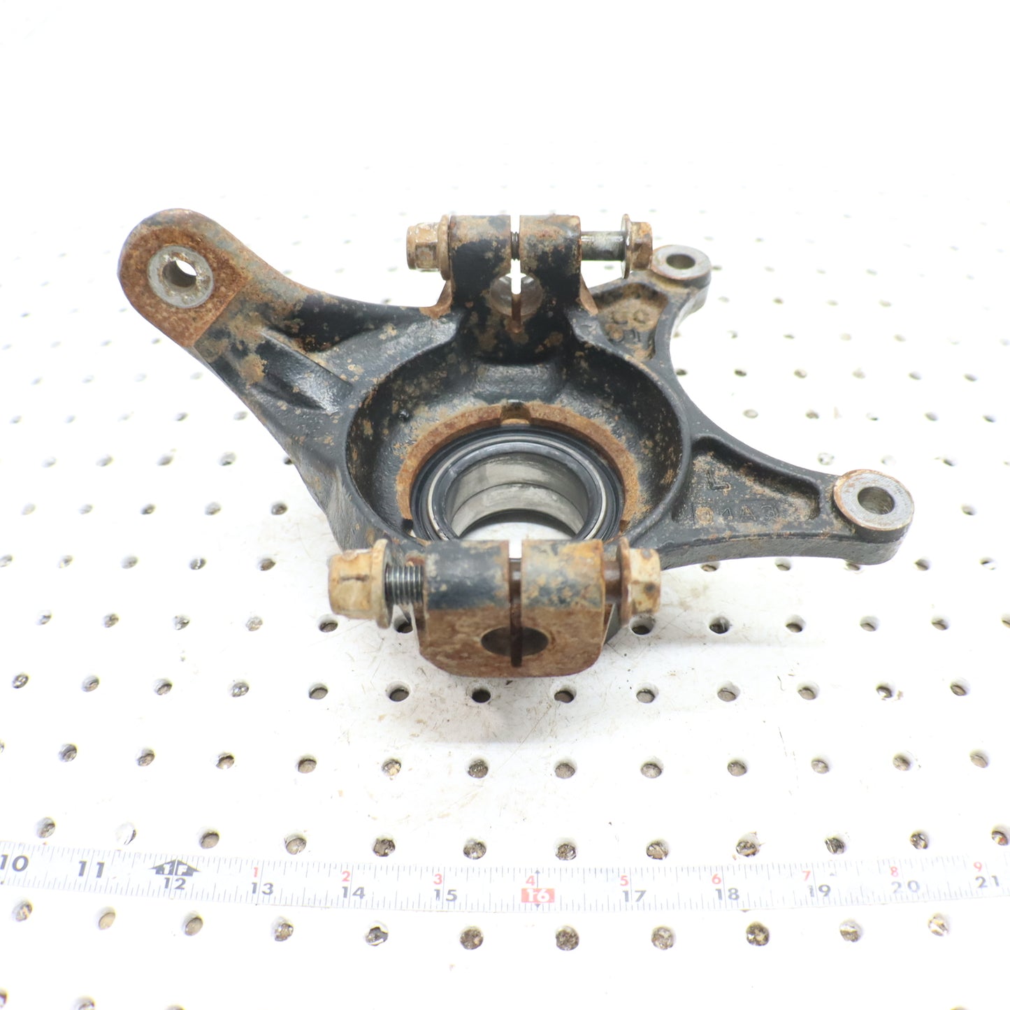 2013 Polaris Ranger Xp 900 Steering Knuckle FRONT LEFT 5138231; 5139976