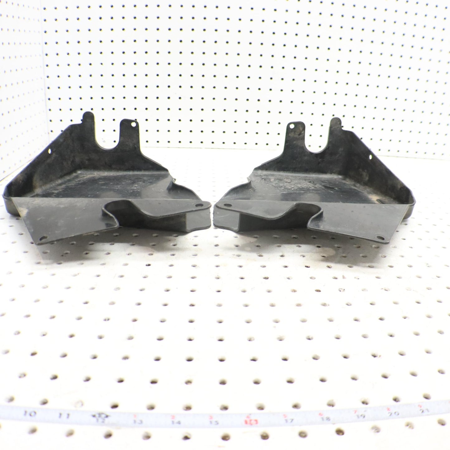 2014 Polaris Sportsman 570 INNER FENDER RAD, SHIELD L & R 5438689 5438690