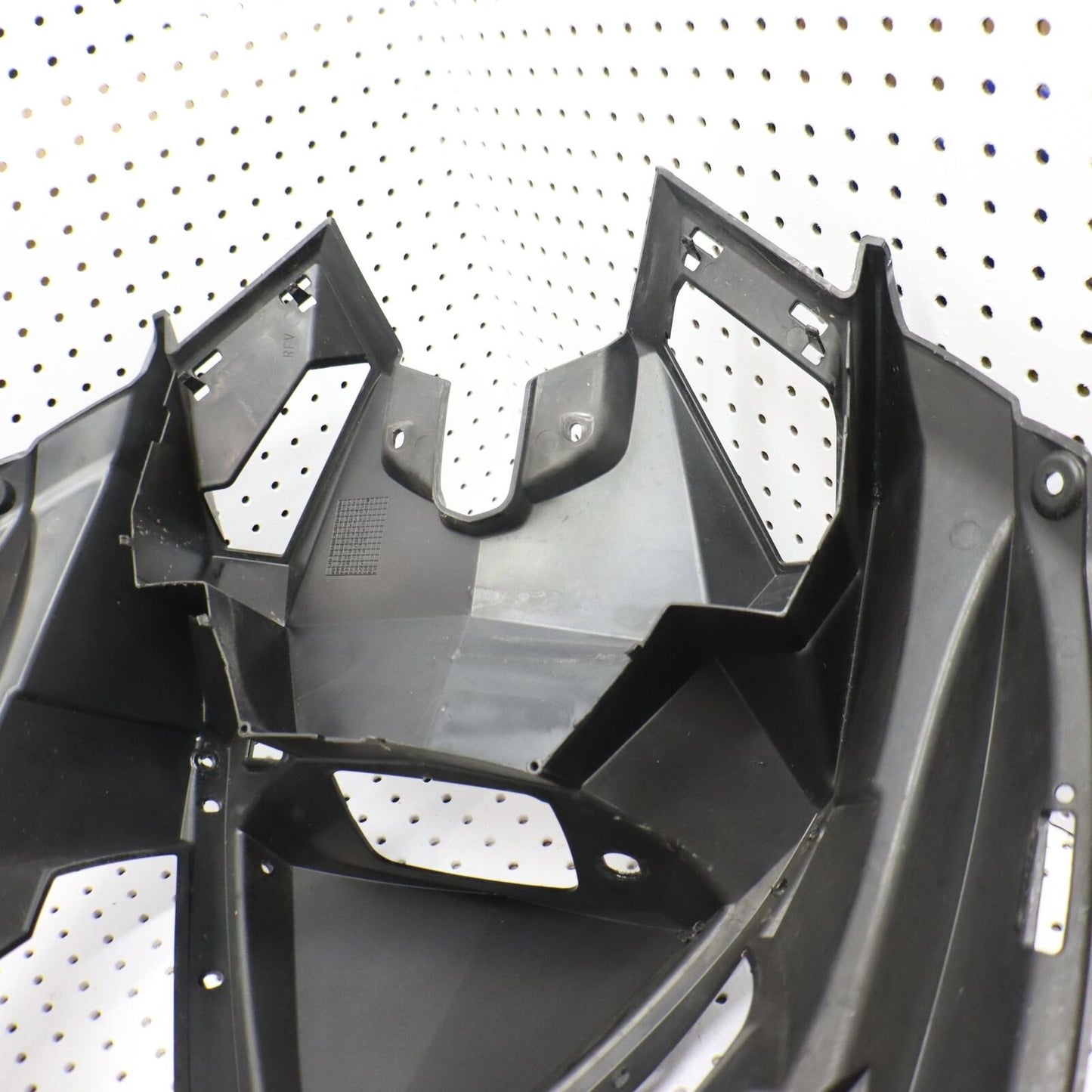 2015 POLARIS PRO RMK 800 HOOD 5438620-070 GLOSS BLACK NO CRACKS