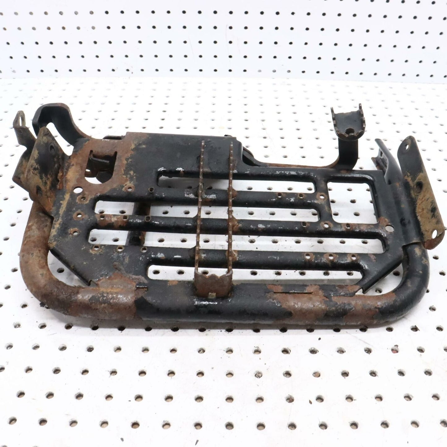 2004 ARCTIC CAT 650 RIGHT FOOT WELL STEP STAND REST FOOTREST, RH BLACK 0506-534