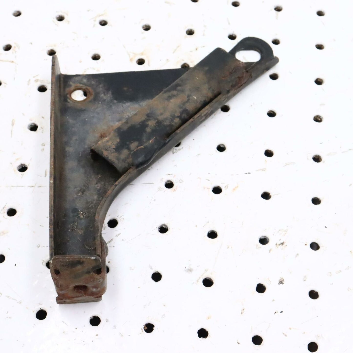 2000 POLARIS SPORTSMAN 500 RIGHT REAR RACK SUPPORT 1040525-067