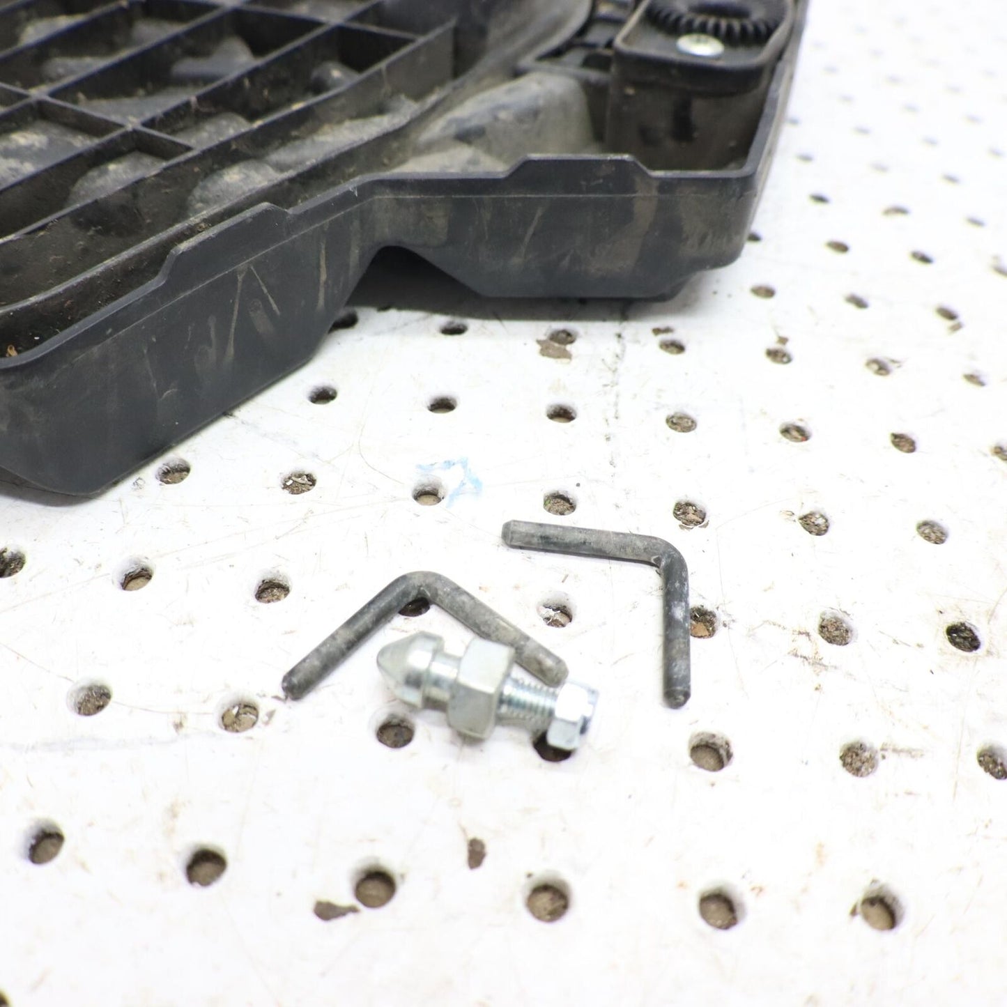 2018 POLARIS SPORTSMAN SP 850 STORAGE COVER LID REAR 5452955-070