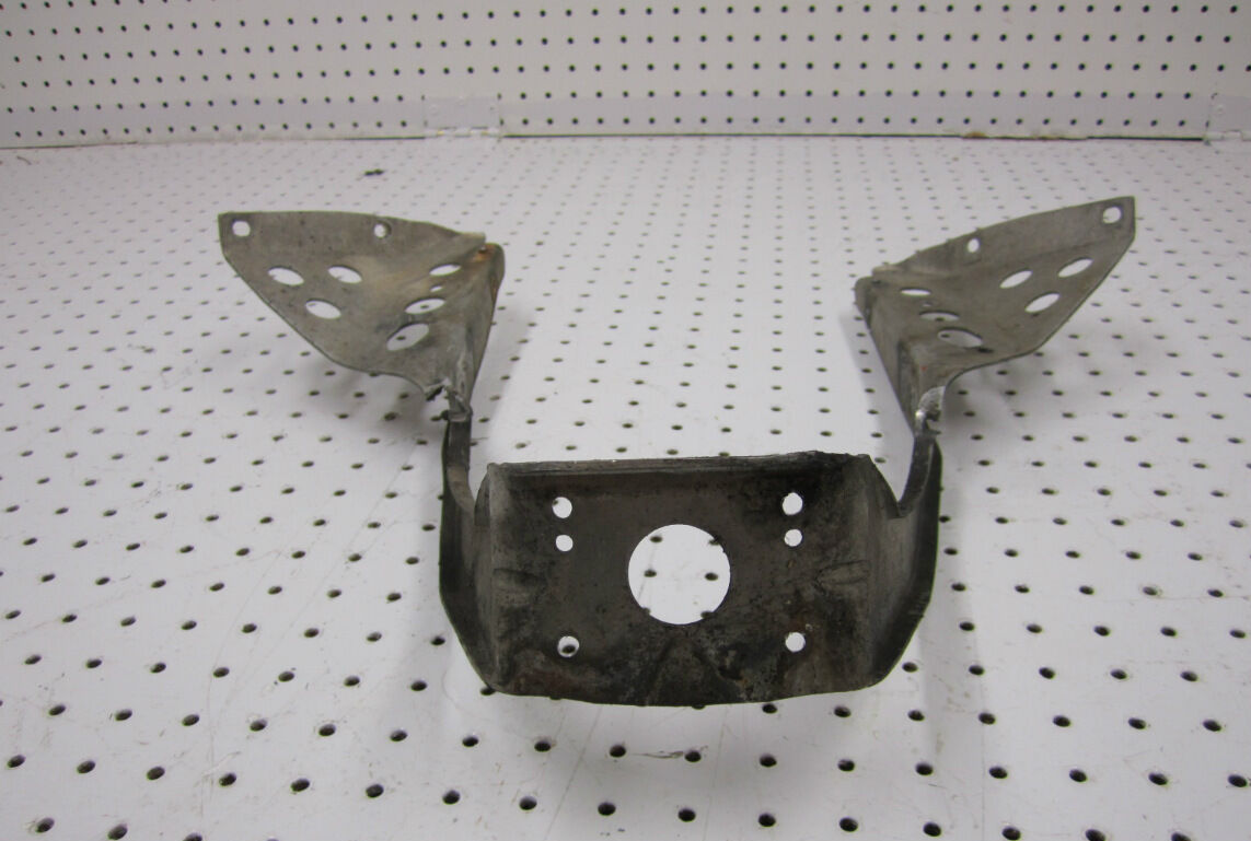 2002 POLARIS 800 RMK 144 BELLYPAN SUPPORT 5244050