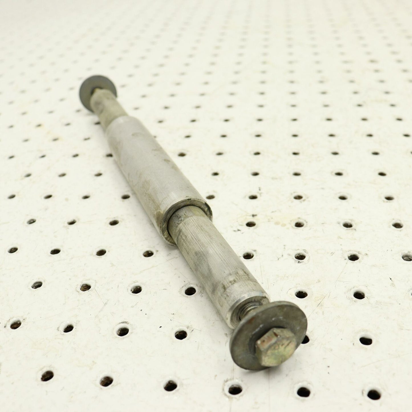 2007 POLARIS RMK 600 REAR BACK SUSPENSION AXLE 5135305