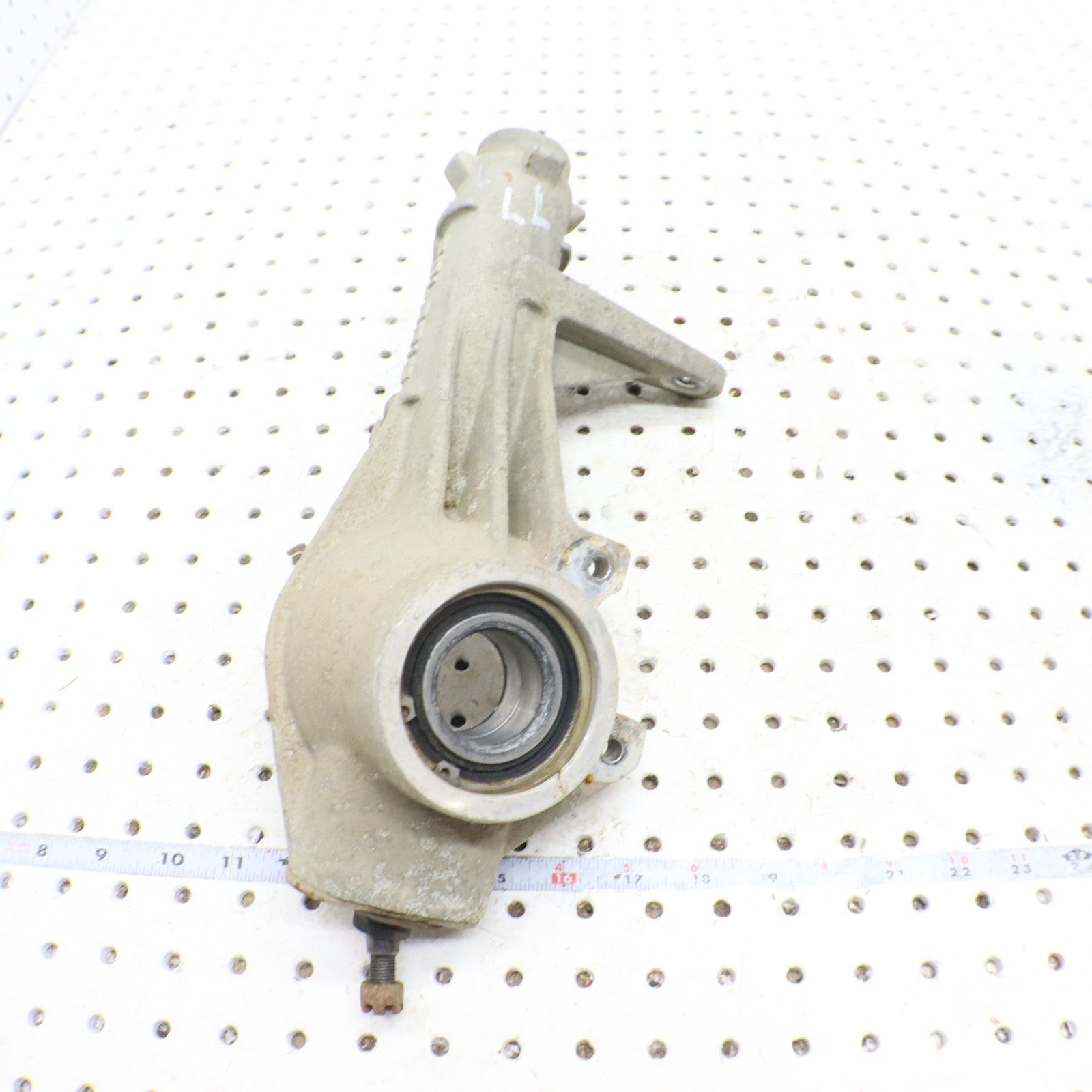 2008 Polaris Sportsman 800 Front Hub Strut 1822825 LEFT