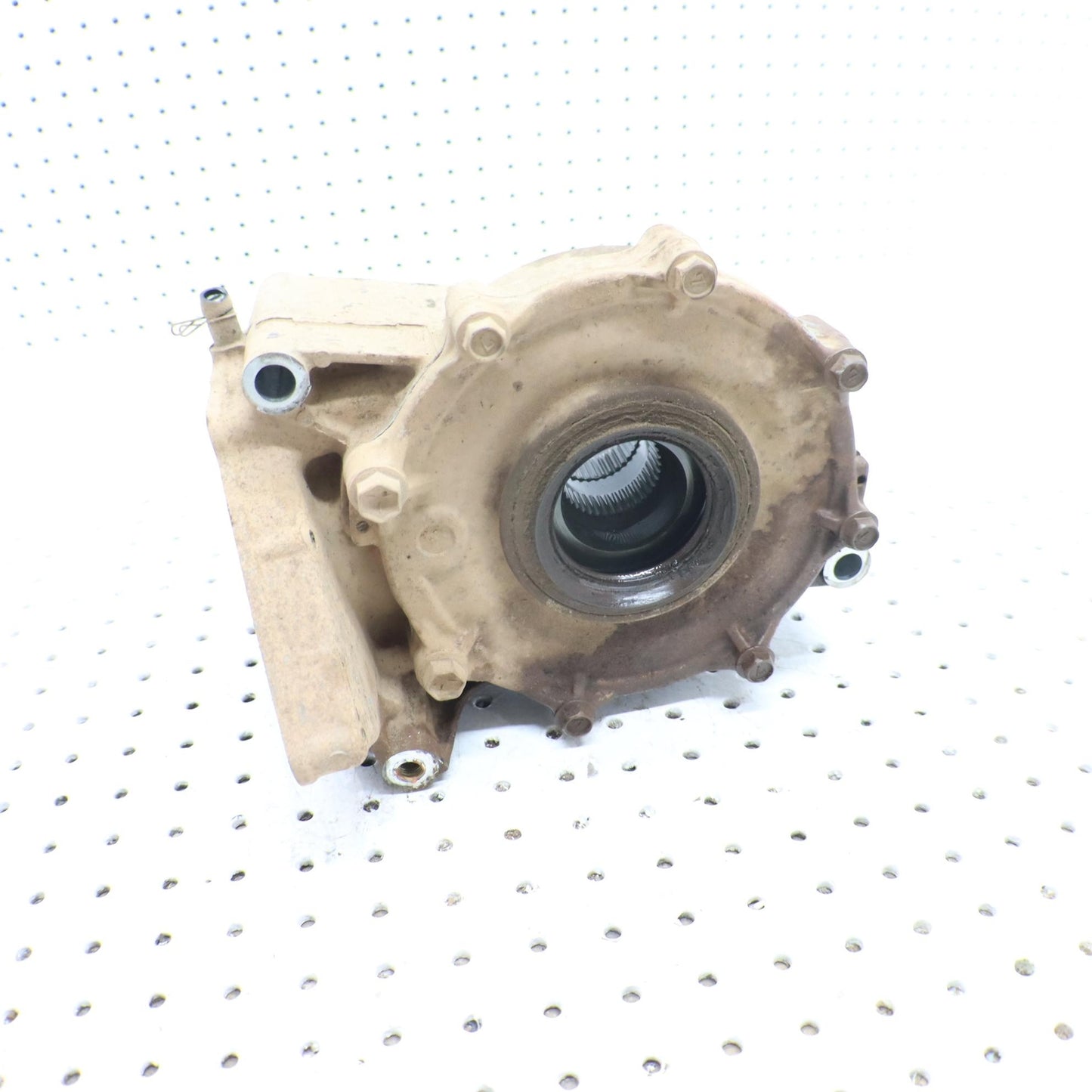2016 SUZUKI KING QUAD 500 REAR GEARCASE FINAL DRIVE 27410-31G50 DAMAGED