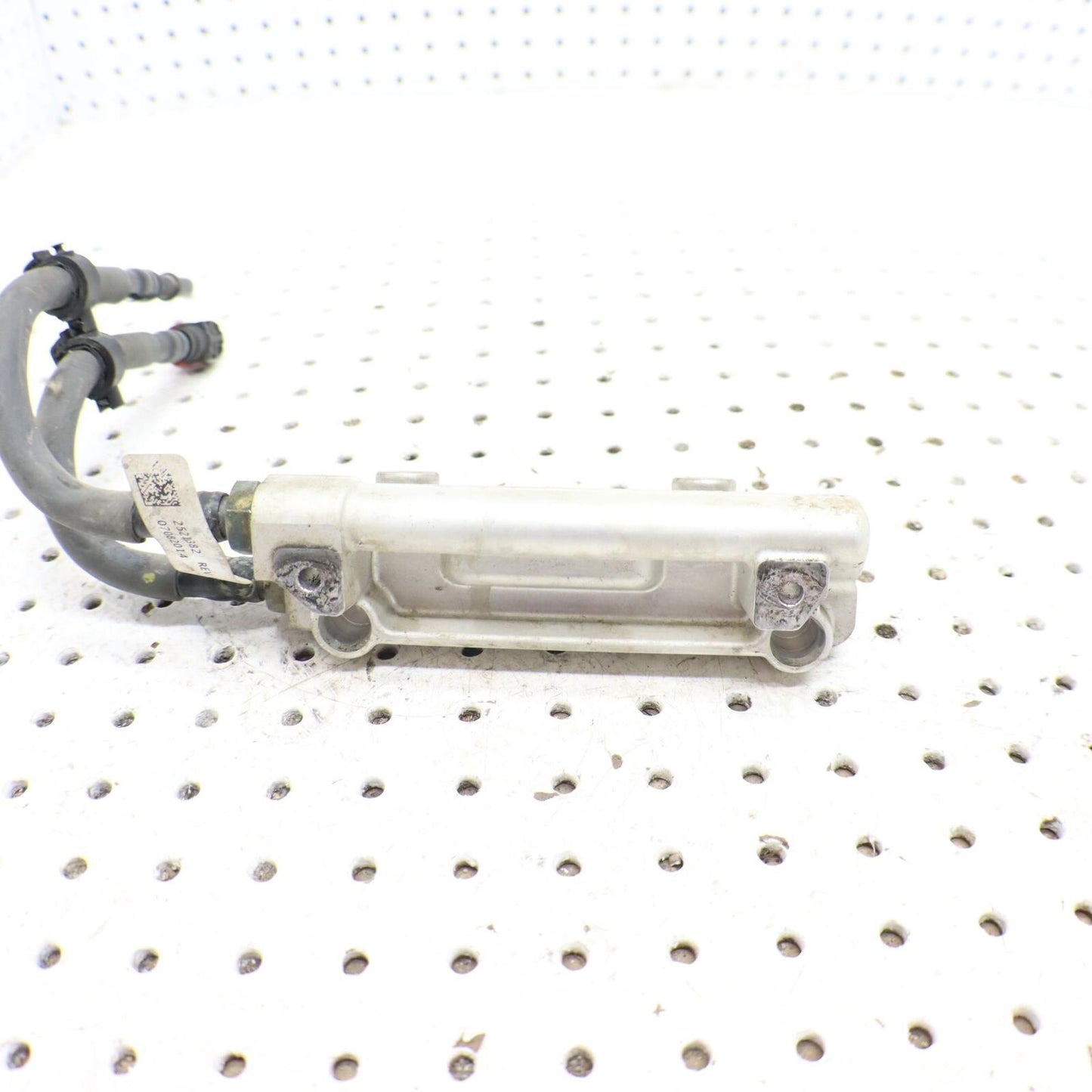 2015 POLARIS SWITCHBACK 800 FUEL RAIL 2521382; 2522185
