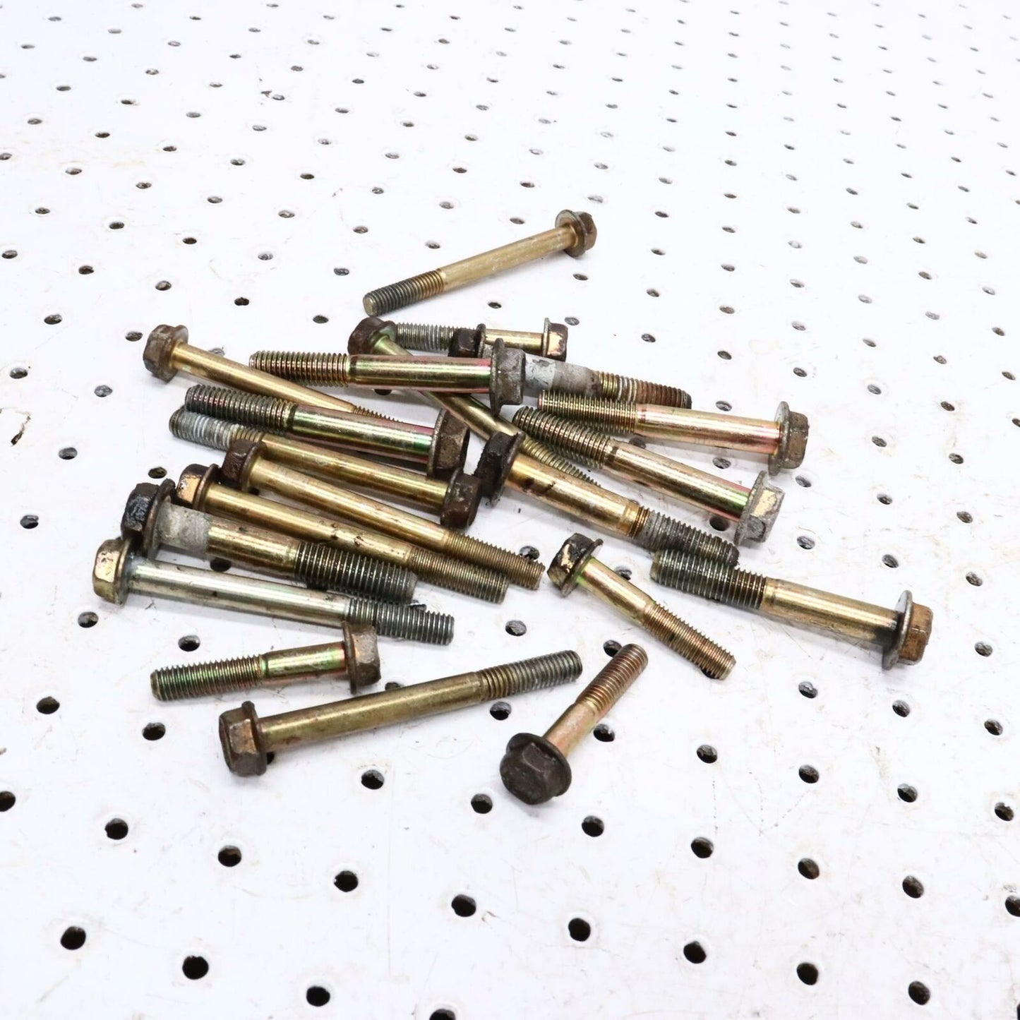 2006 POLARIS CLASSIC 700 MOTOR ENGINE CASE BOLTS FASTENERS 7516732; 7518093