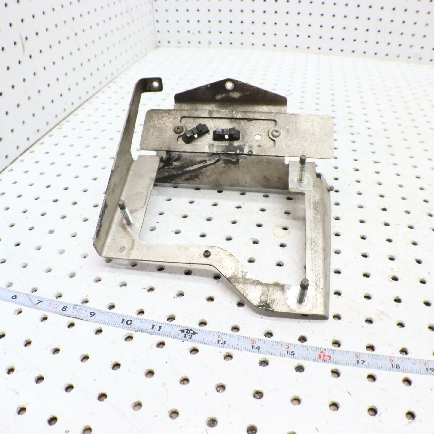 2006 POLARIS FUSION 700 ECU CDI ECM COMPUTER BRACKET MOUNT 1015185