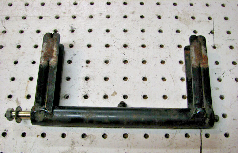 2002 POLARIS EDGE XC SP 600 REAR PIVOT ARM 1541478