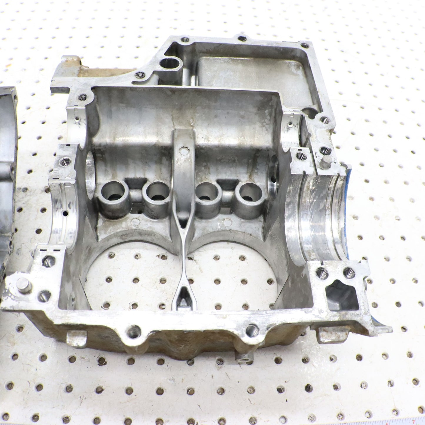 2009 Polaris Rzr 800 Crankcase Engine Case 2203301