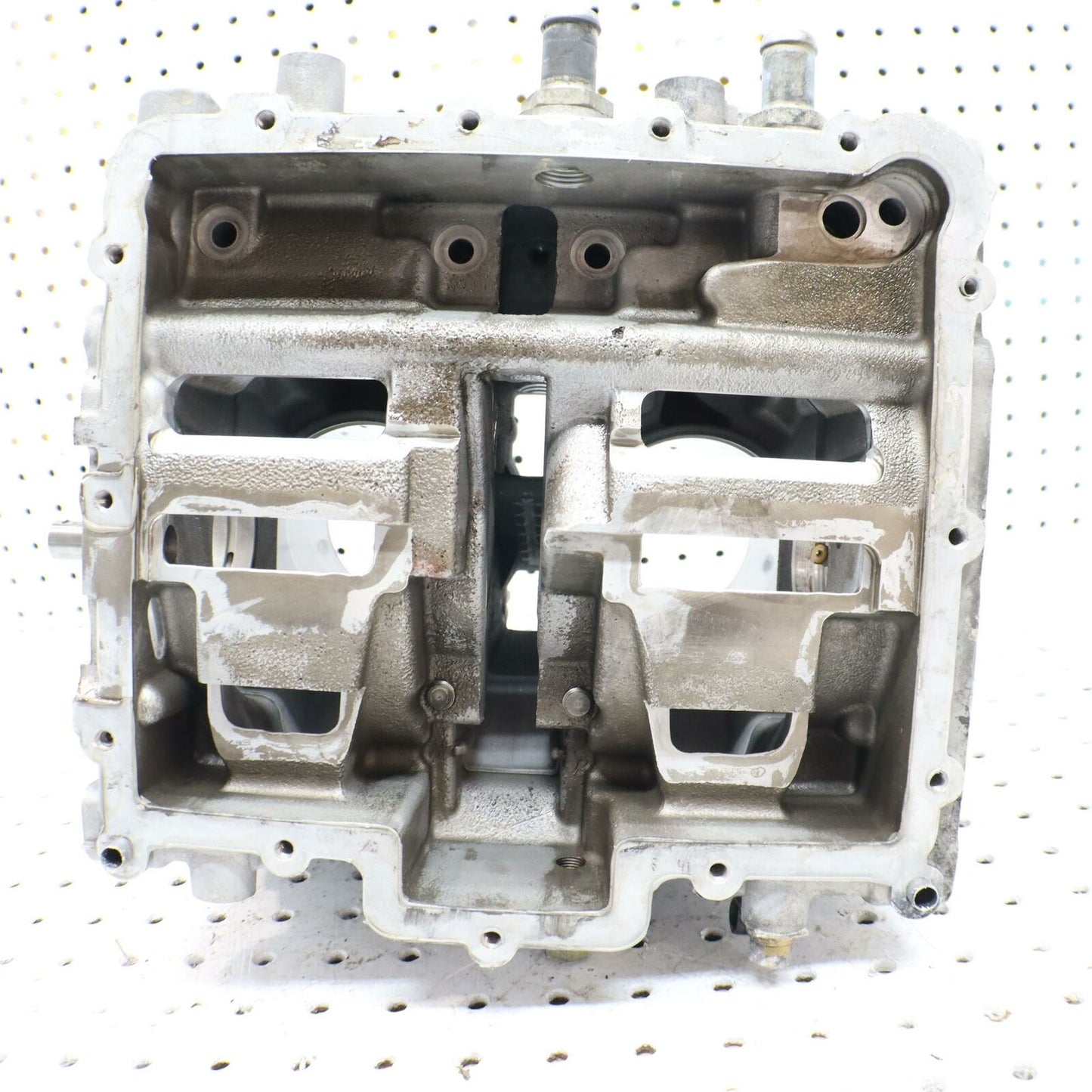 2006 POLARIS SWITCHBACK ENGINE MOTOR CASE CASES 0453149 0453150