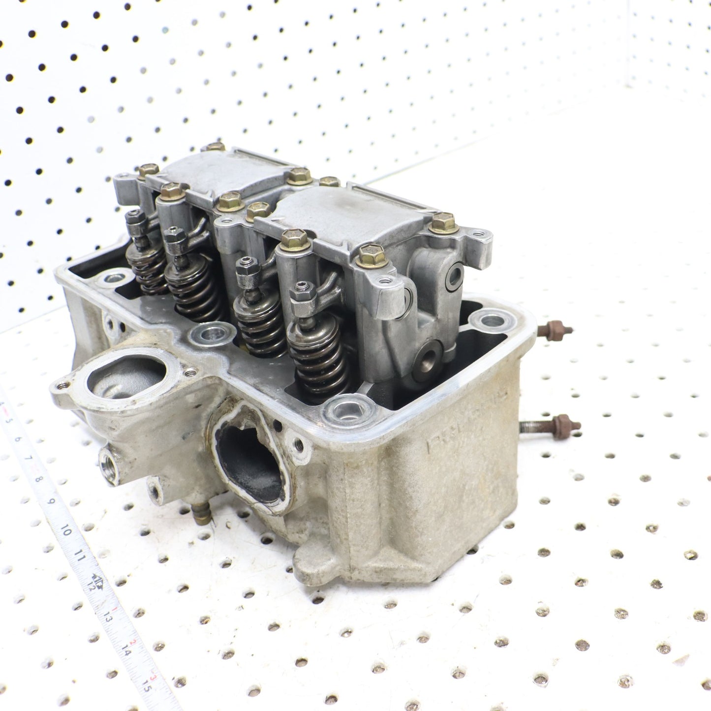 2009 Polaris Sportsman Xp 850 Cylinder Head 3022097; 3022565 CORE