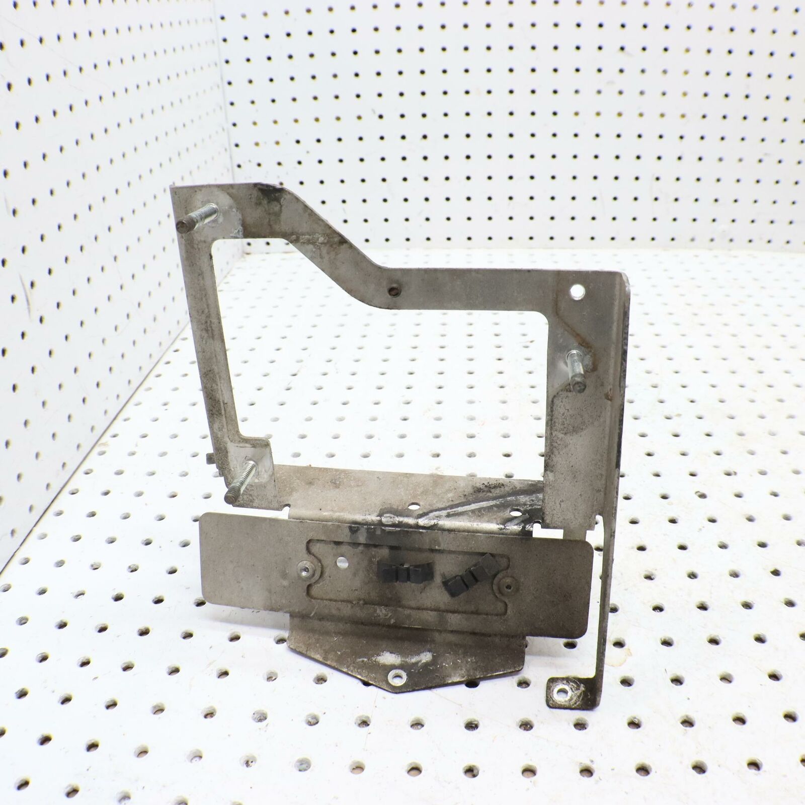 2006 POLARIS FUSION 700 ECU CDI ECM COMPUTER BRACKET MOUNT 1015185