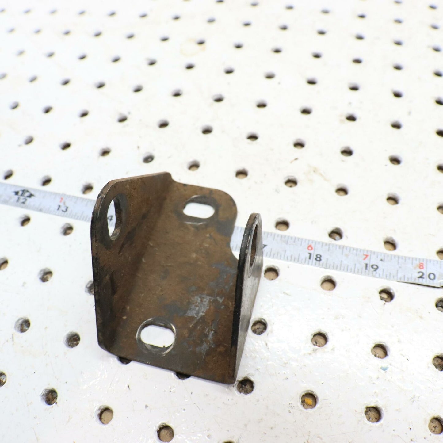 2004 POLARIS SPORTSMAN 600 BRKT, MNT, TRANNY, REAR, BLK 5244599-067