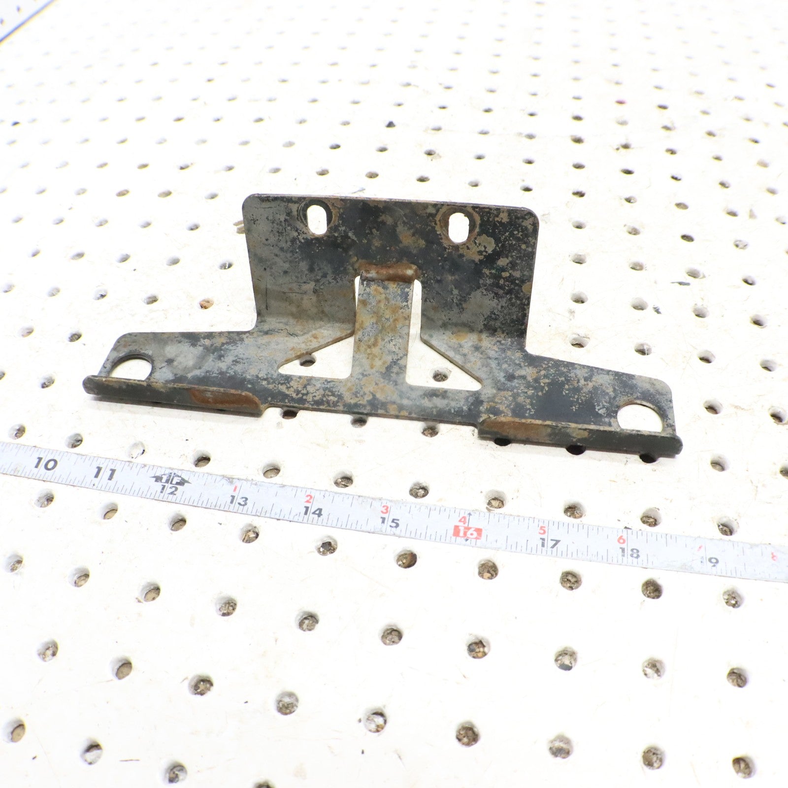 2008 Polaris Sportsman 800 Lower Radiator Bracket 5247047-067